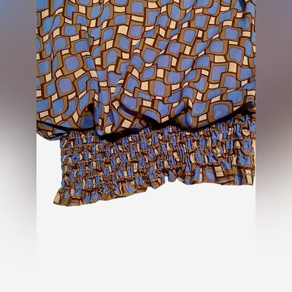 EUC THX Sleeveless Top wi/ Geometric Pattern - Picture 4 of 7